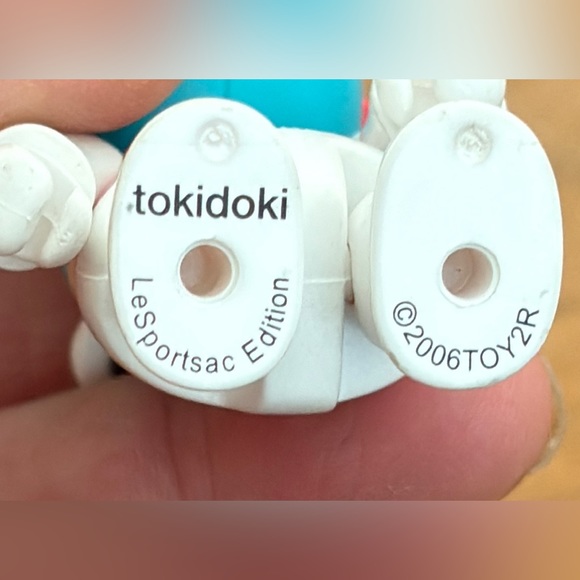 Vintage TOY2R Tokidoki for LeSportsac Edition Qee Bear figure 2006 - Picture 4 of 5